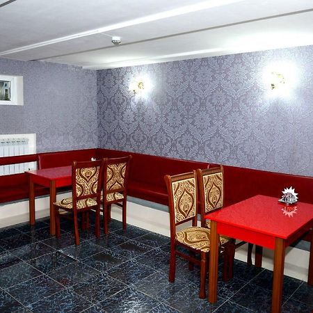 Carat Hotel Tashkent Esterno foto