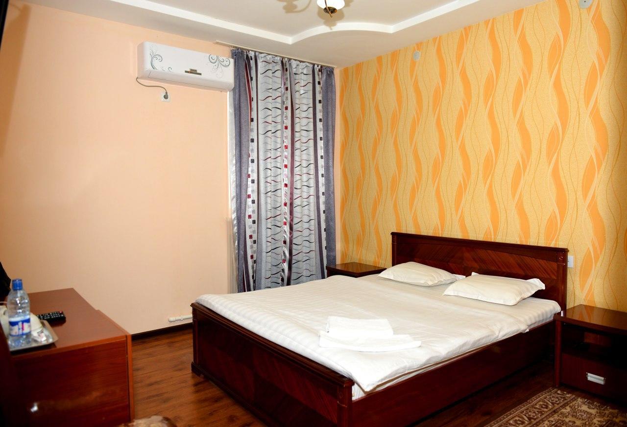 Carat Hotel Tashkent Esterno foto
