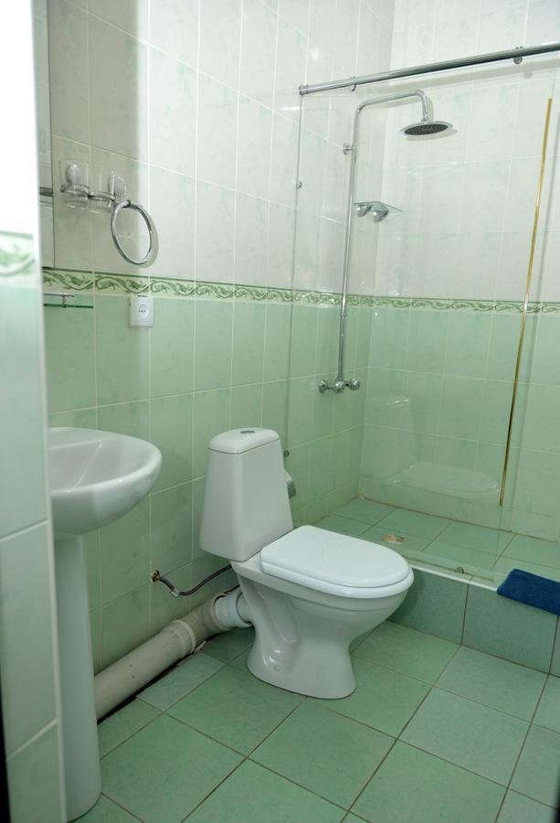 Carat Hotel Tashkent Esterno foto